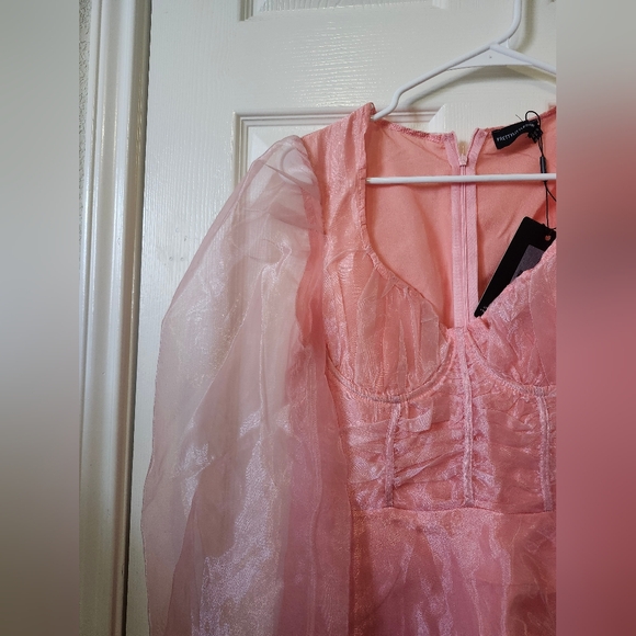 Pretty Little Thing Blush Organza Puff Sleeve Wrap Bodycon Mini Dress 4 - Picture 6 of 14